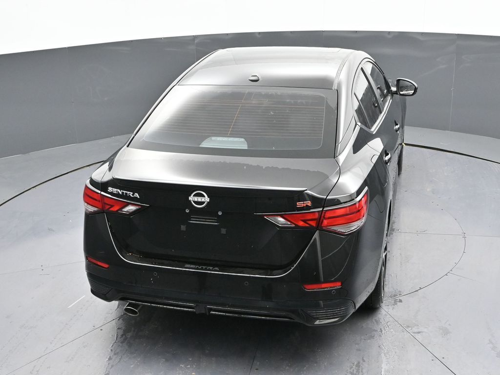 Vehicle image 12 of 32