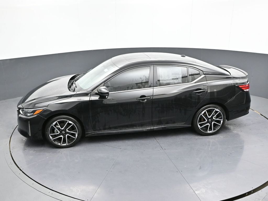 Vehicle image 1 of 32