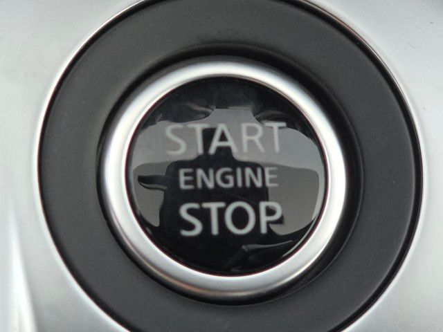 2025 Nissan Sentra SR Image 23 of 30