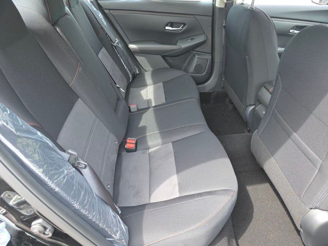 2025 Nissan Sentra SR Image 27 of 30