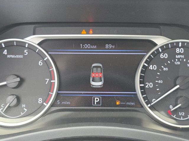 2025 Nissan Sentra SR Image 19 of 30