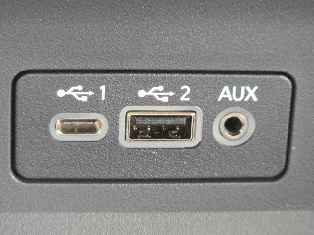 2025 Nissan Sentra SR Image 21 of 30