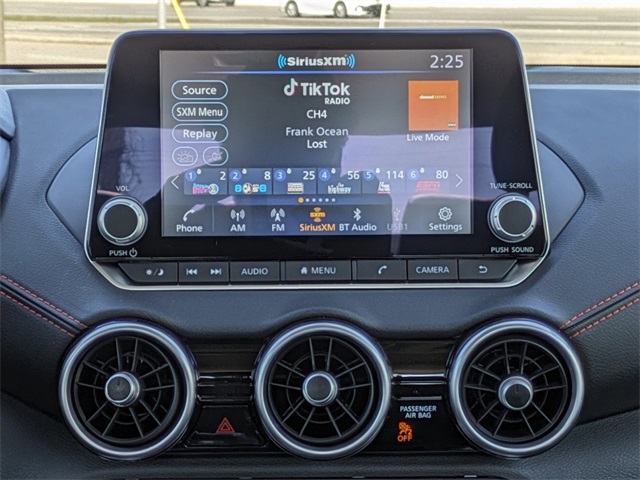 2025 Nissan Sentra SR Image 17 of 31