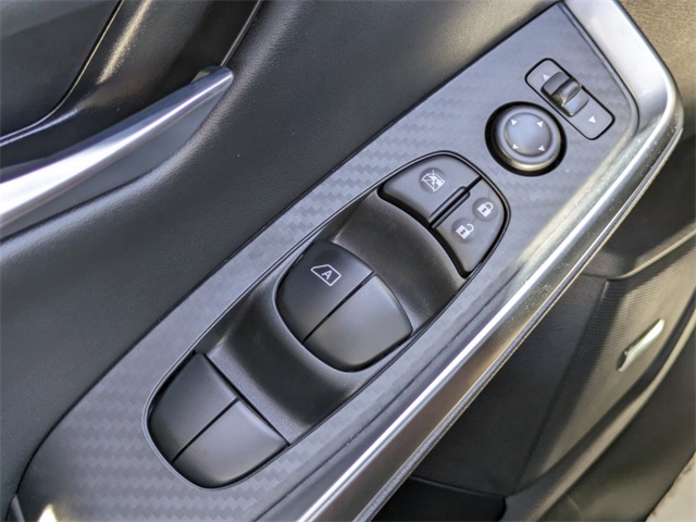 2025 Nissan Sentra SR Image 31 of 31