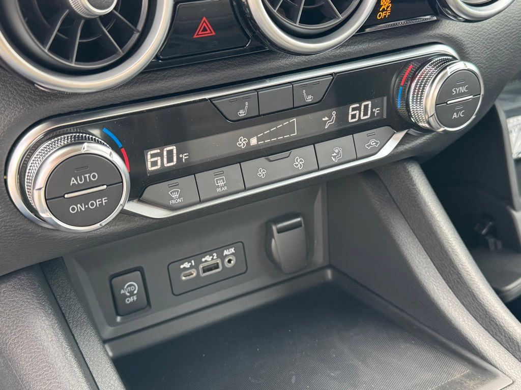 Vehicle image 12 of 24