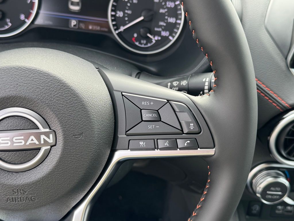 Vehicle image 9 of 24