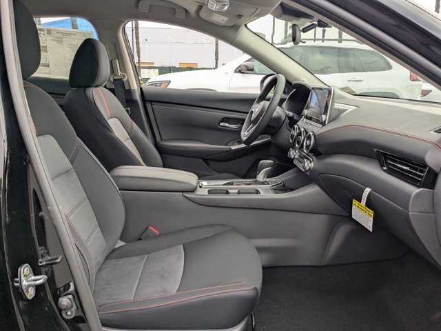 Vehicle image 21 of 22