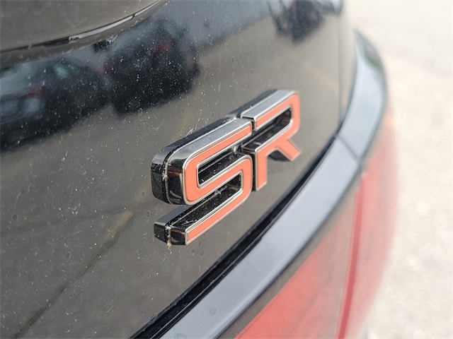 Vehicle image 23 of 26