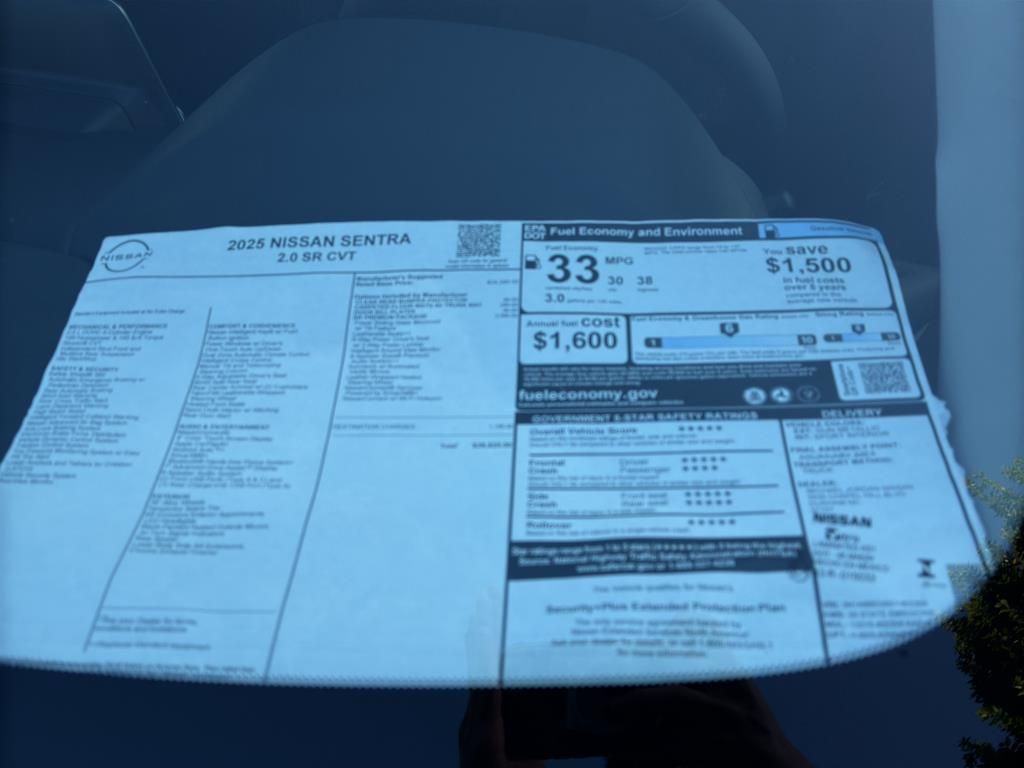 2025 Nissan Sentra SR Image 21 of 32