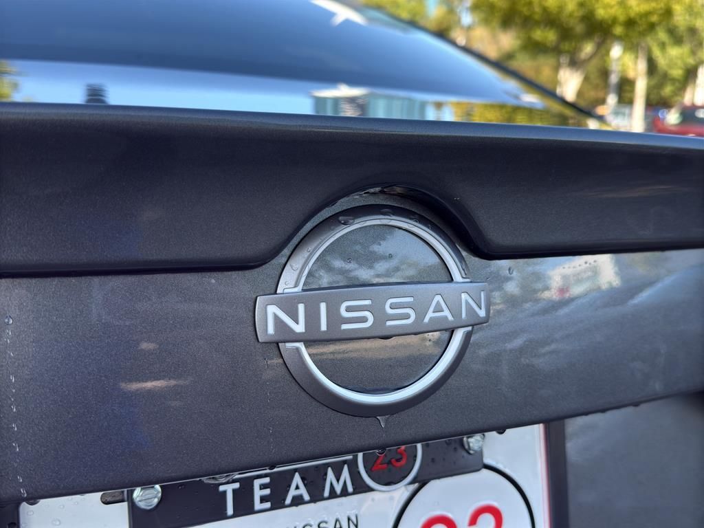 2025 Nissan Sentra SR Image 22 of 32