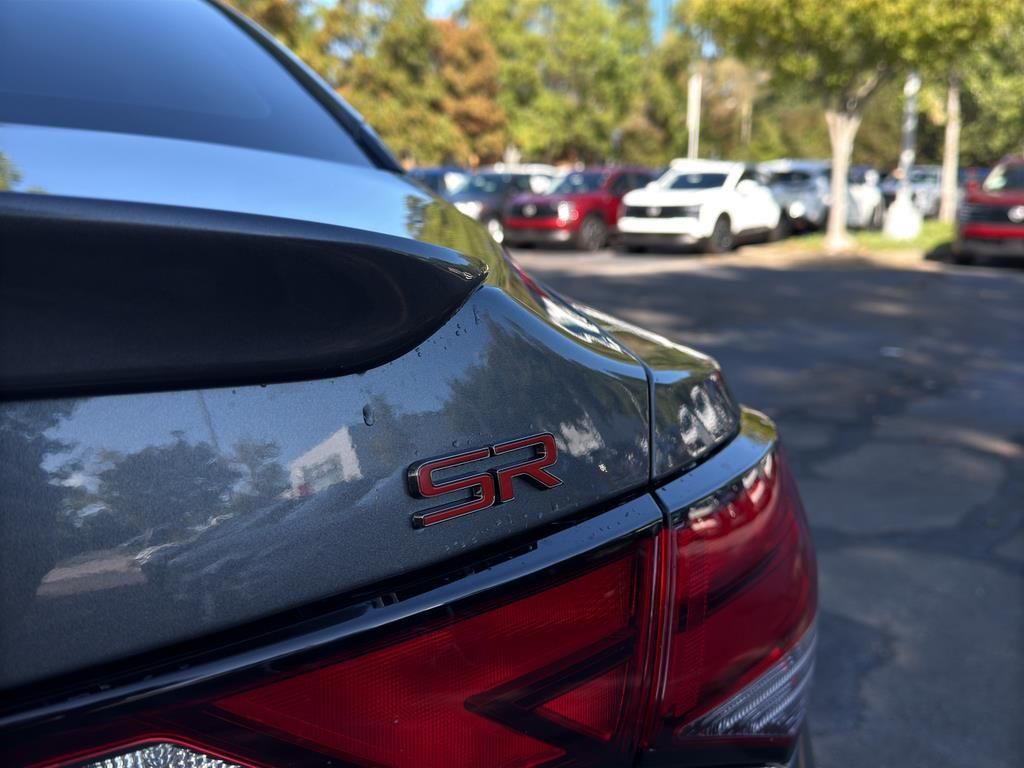 2025 Nissan Sentra SR Image 32 of 32