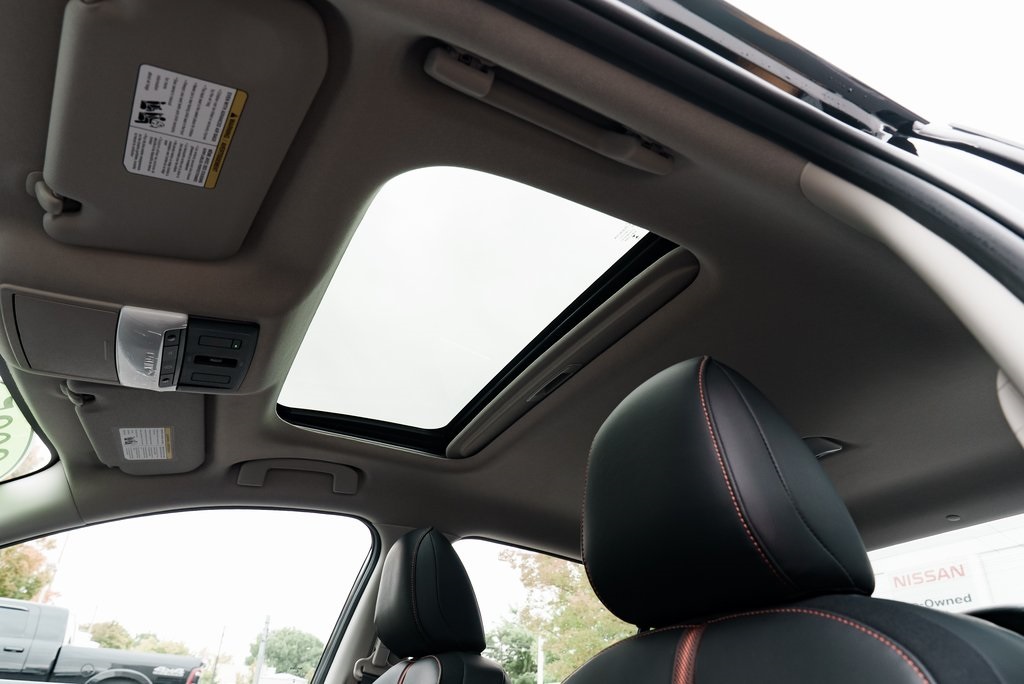 2025 Nissan Sentra SR Image 27 of 30