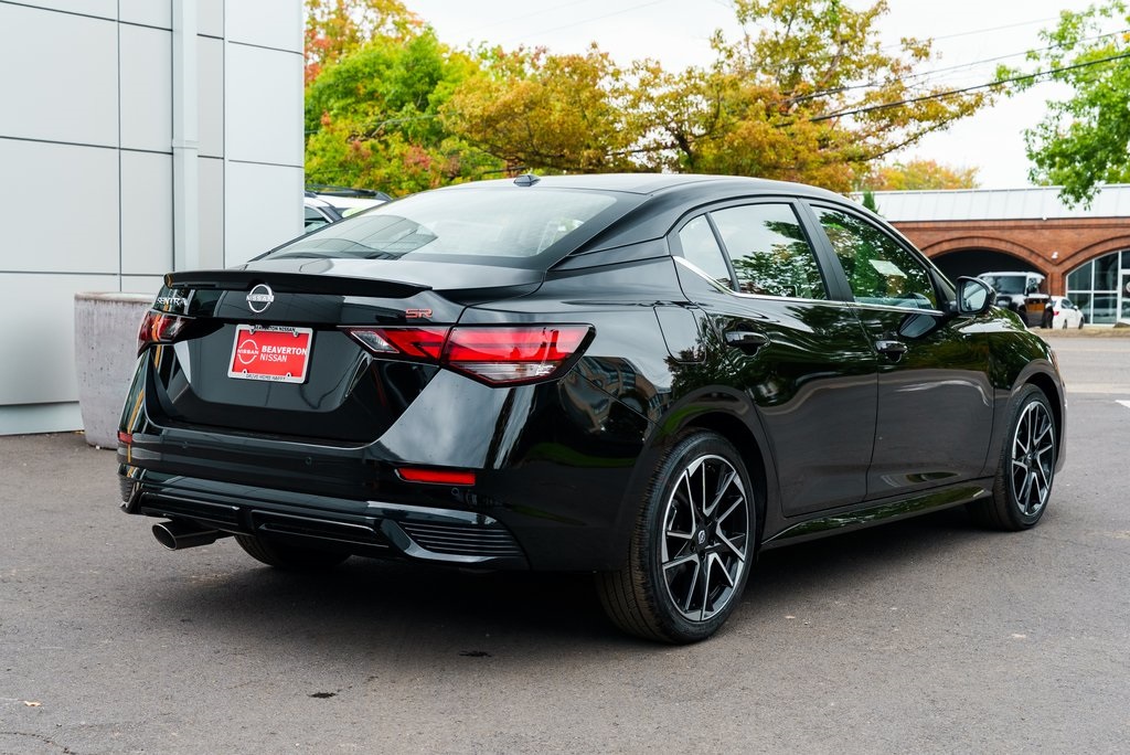 2025 Nissan Sentra SR Image 5 of 30