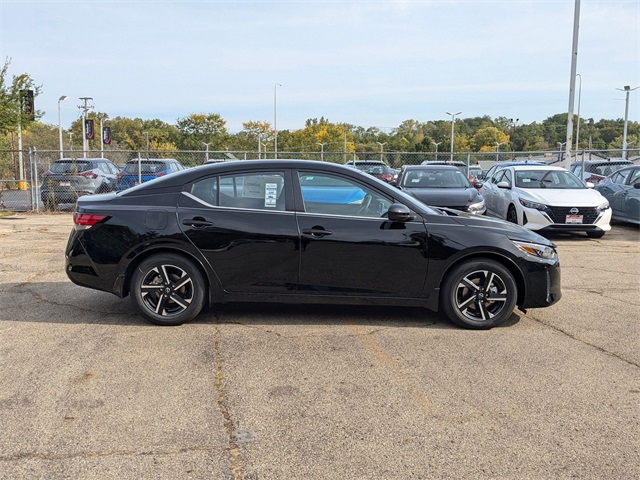 Vehicle image 4 of 28