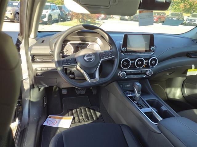 Vehicle image 9 of 14