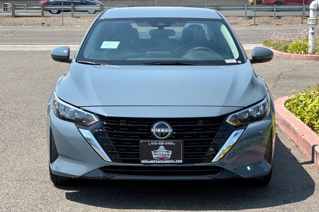 Vehicle image 2 of 26