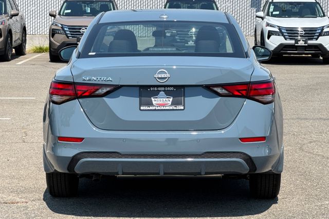 Vehicle image 8 of 26