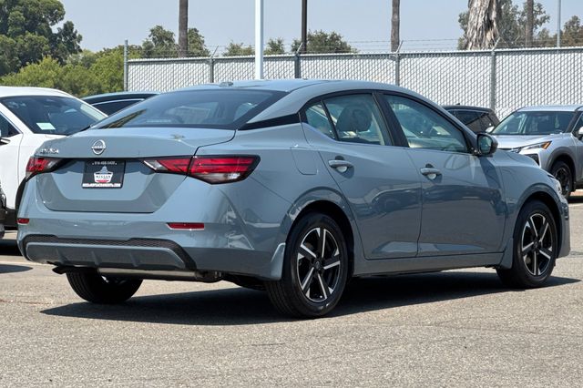 Vehicle image 6 of 26