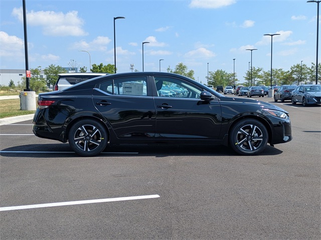 Vehicle image 4 of 29