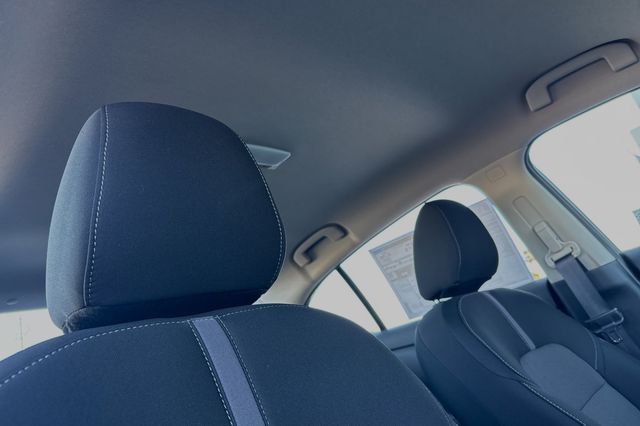 Vehicle image 8 of 20