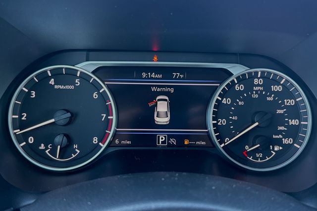 Vehicle image 12 of 20