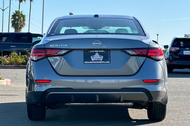 Vehicle image 6 of 20