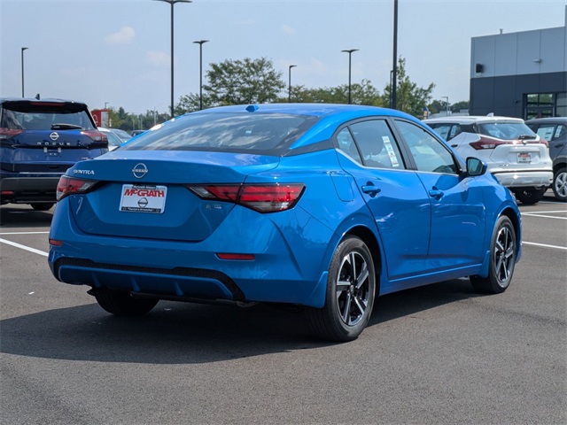 2025 Nissan Sentra SV Image 5 of 29