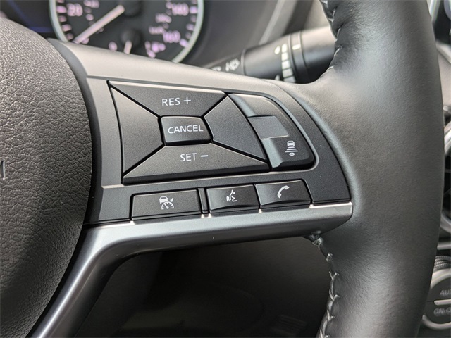 2025 Nissan Sentra SV Image 26 of 29