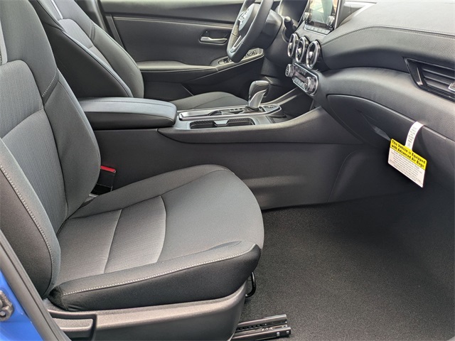 2025 Nissan Sentra SV Image 15 of 29