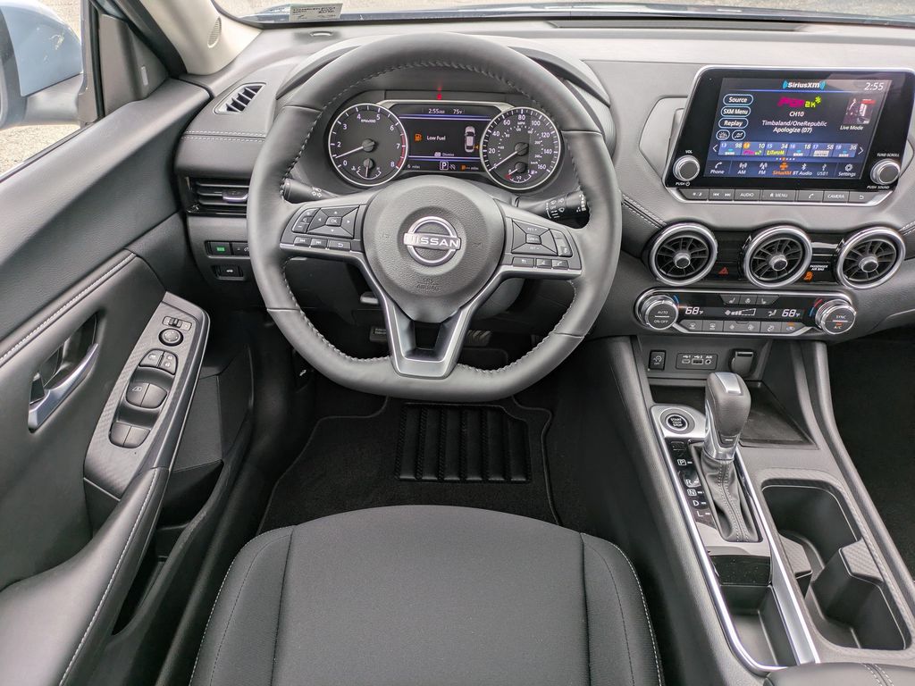 2025 Nissan Sentra SV Image 12 of 27