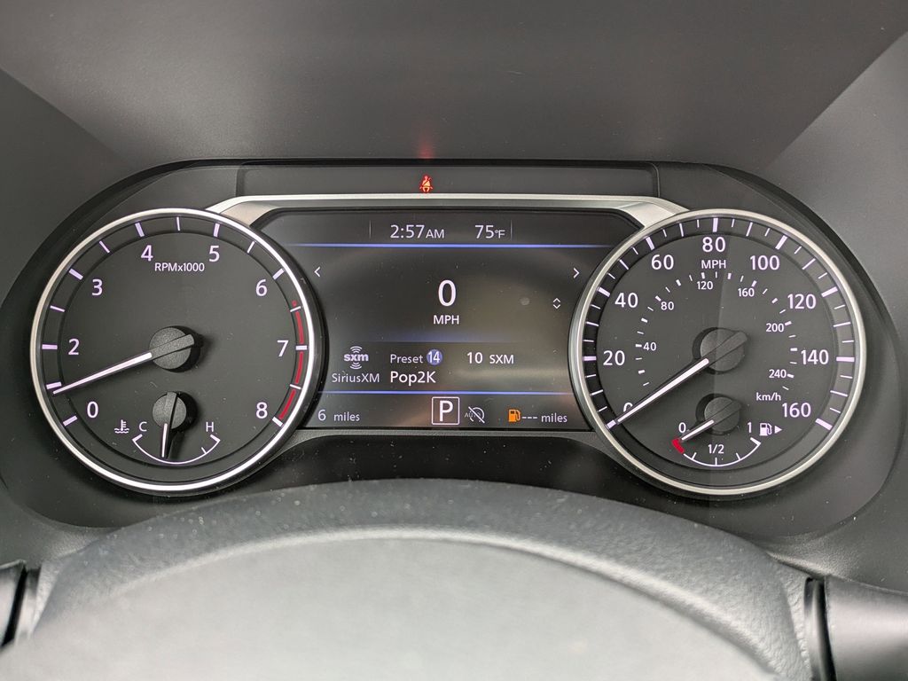 2025 Nissan Sentra SV Image 15 of 27