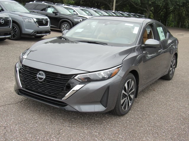 2025 Nissan Sentra SV Image 3 of 39