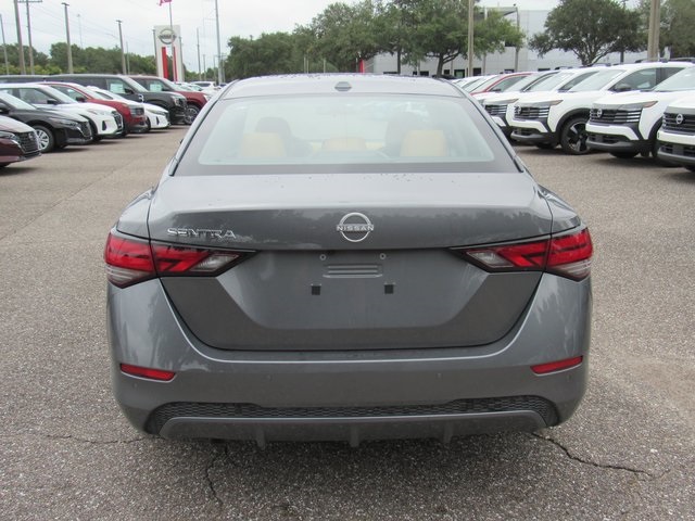 2025 Nissan Sentra SV Image 13 of 39