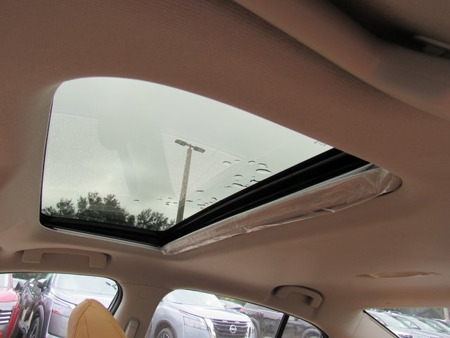 2025 Nissan Sentra SV Image 38 of 39