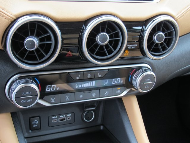 2025 Nissan Sentra SV Image 39 of 39