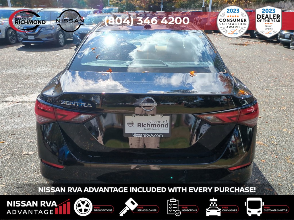 2025 Nissan Sentra SV Image 8 of 21