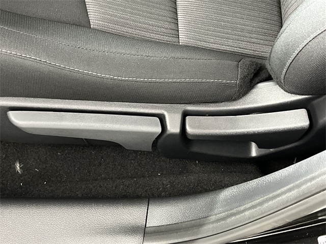 2025 Nissan Sentra SV Image 25 of 25