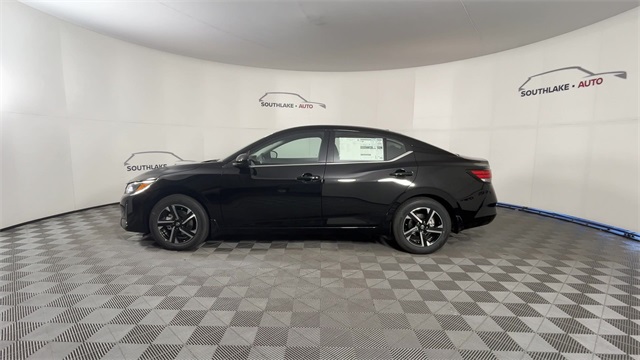 2025 Nissan Sentra SV Image 9 of 25