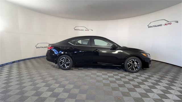 2025 Nissan Sentra SV Image 5 of 25