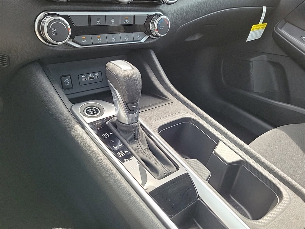 Vehicle image 10 of 10