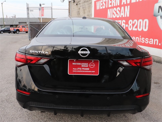 Vehicle image 12 of 23