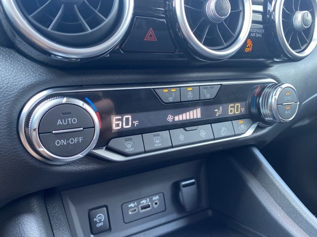 Vehicle image 23 of 23