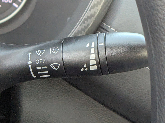 Vehicle image 19 of 27