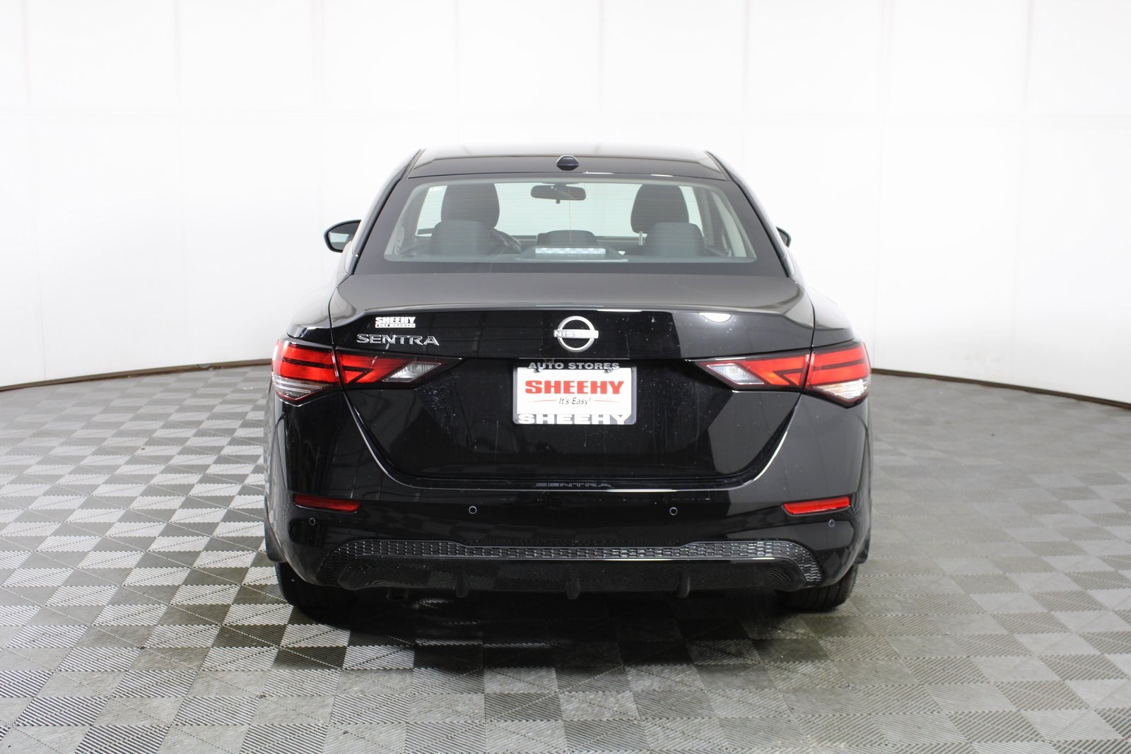 Vehicle image 5 of 23