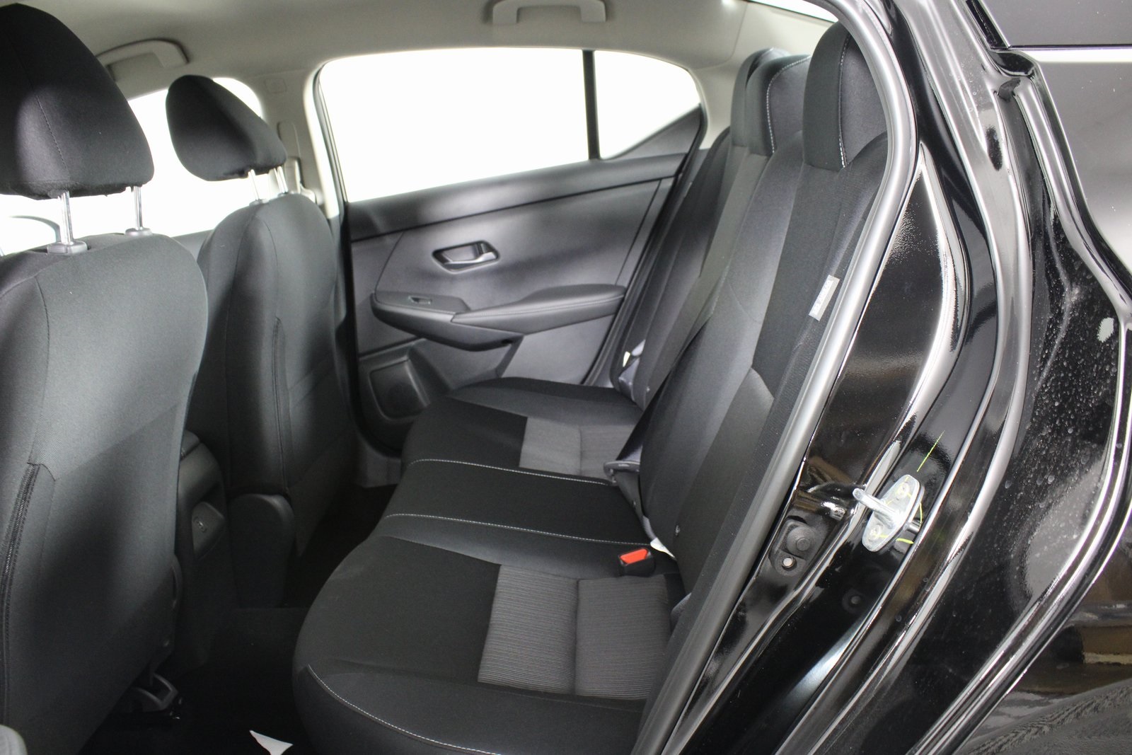 Vehicle image 8 of 23