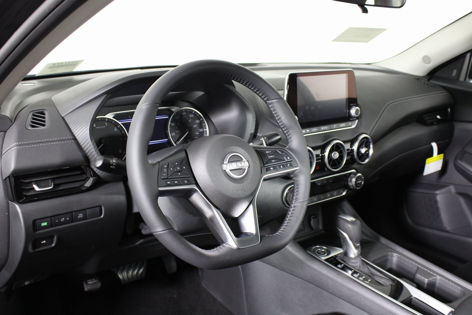 Vehicle image 10 of 23