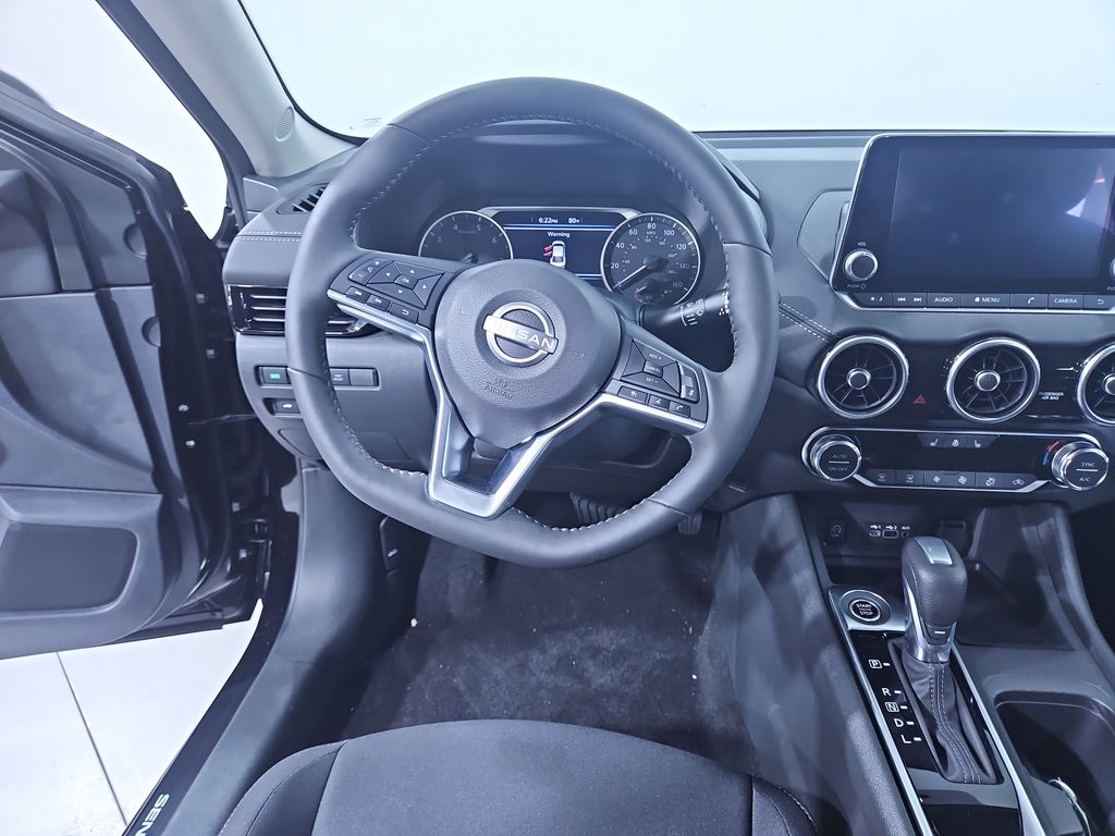 2025 Nissan Sentra SV Image 16 of 29