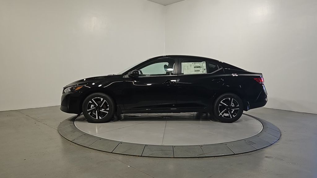 2025 Nissan Sentra SV Image 8 of 29