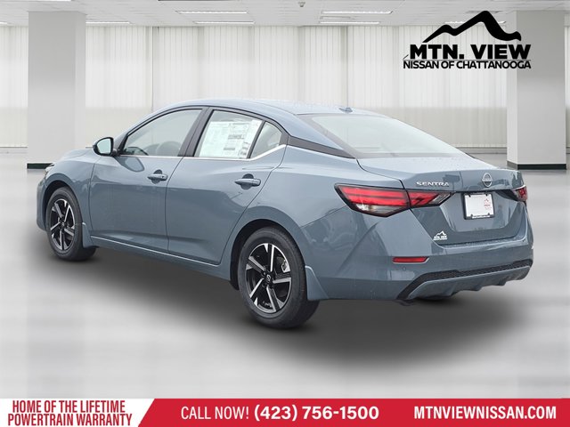 Vehicle image 4 of 18