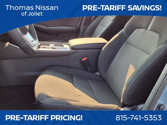 Vehicle image 11 of 25